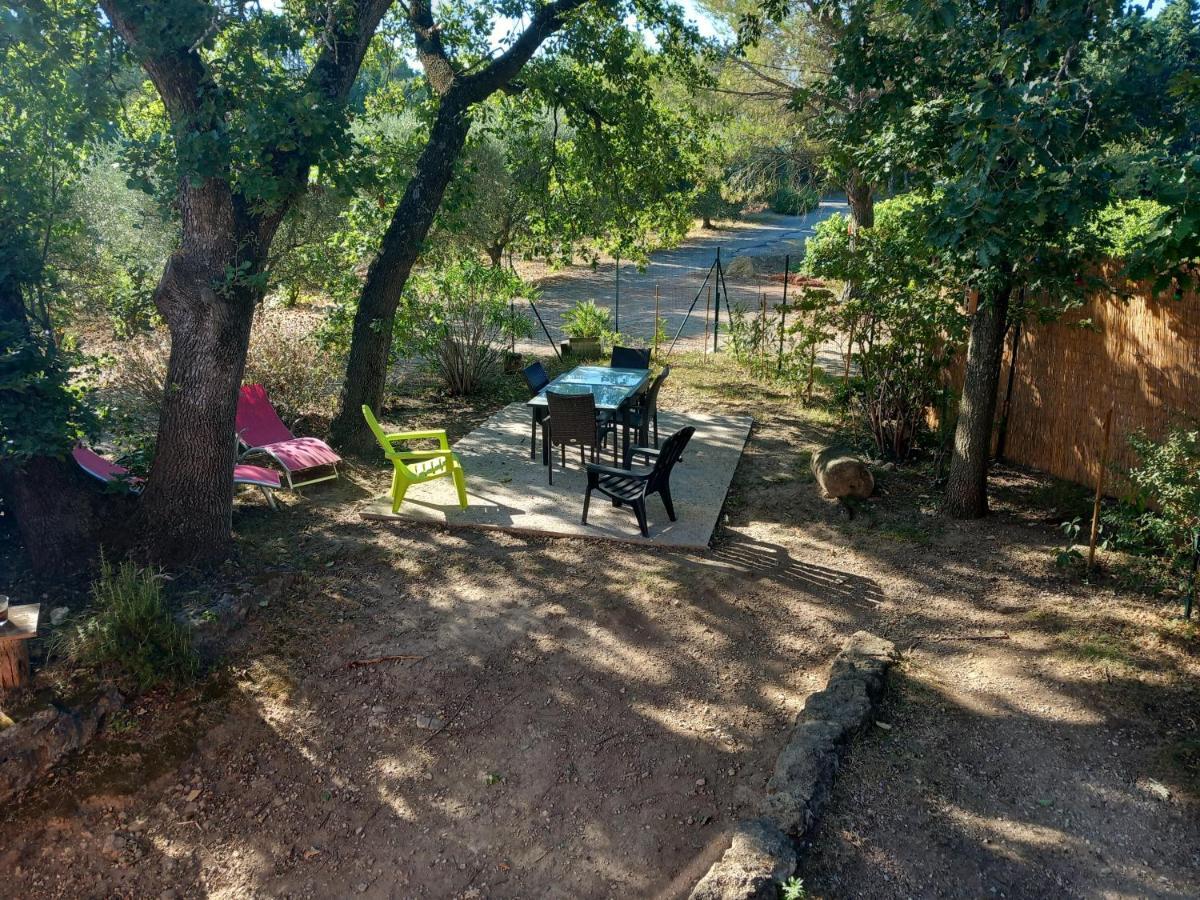 Gite Au Coeur Des Chenes Sérignan-du-Comtat Exteriér fotografie